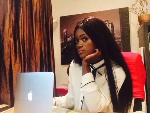 Beautiful Sugar Baby in Dubai wants a strong man